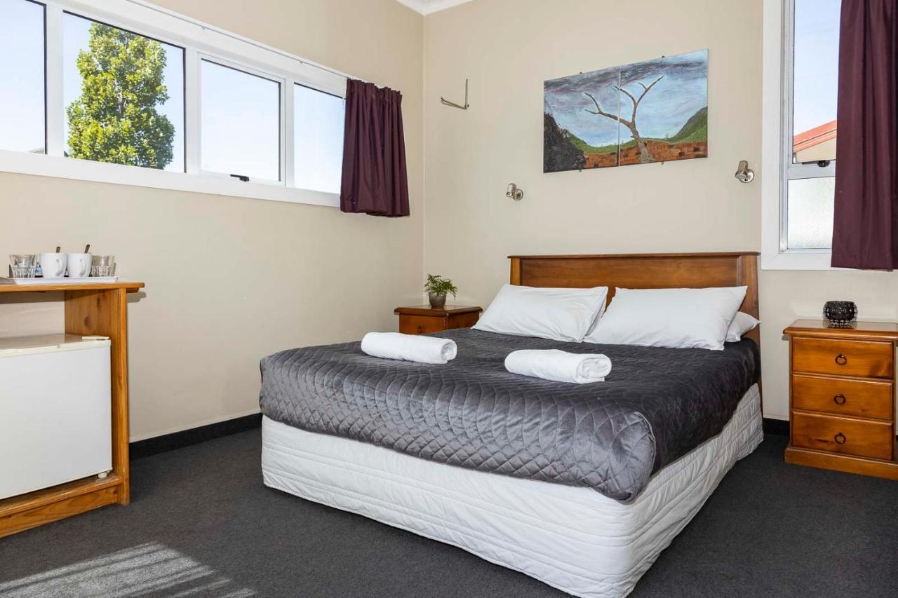 Kiwis Nest Backpackers And Budget Accommodation Дьюндин Экстерьер фото