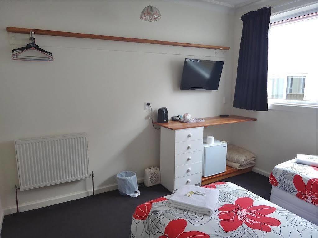Kiwis Nest Backpackers And Budget Accommodation Дьюндин Экстерьер фото