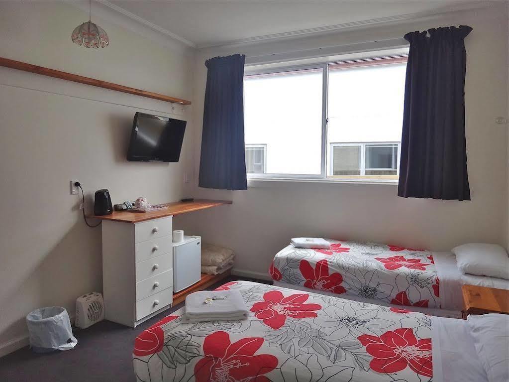 Kiwis Nest Backpackers And Budget Accommodation Дьюндин Экстерьер фото